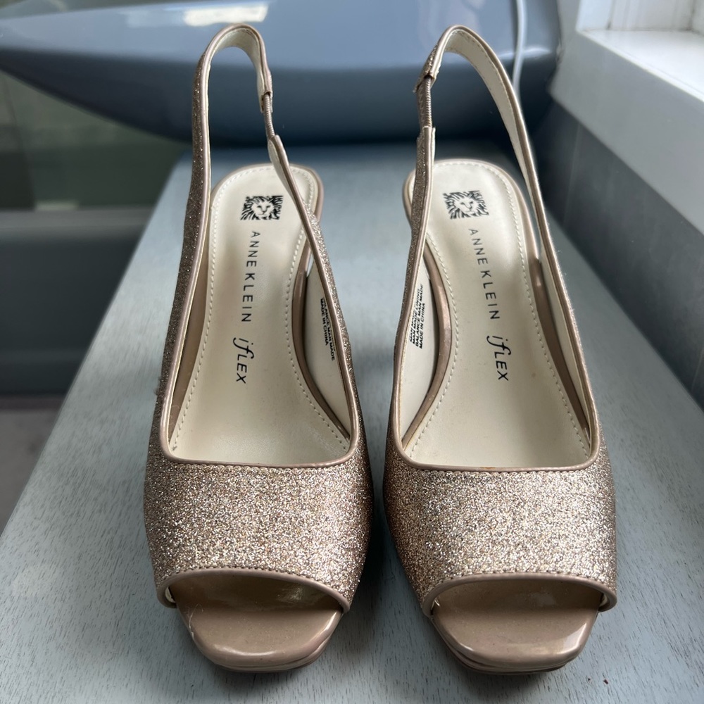 Glittery open toes heels